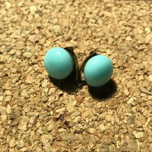 VTG Sky blue glass clip earrings